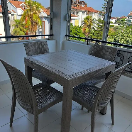Entire Pool & Great Location In Complex Side